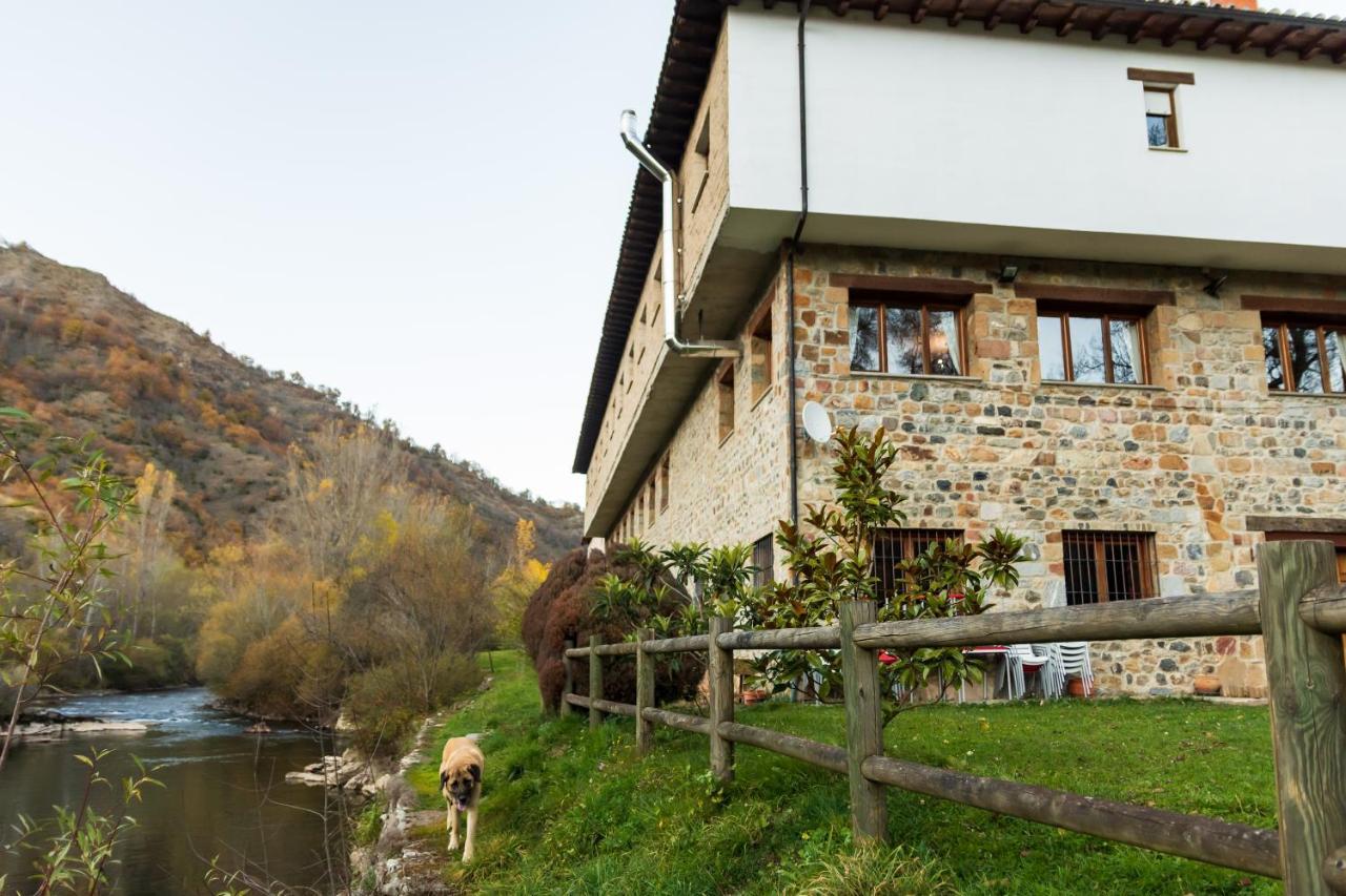 Hostal Restaurante Ventasierra Valdoré Exteriör bild